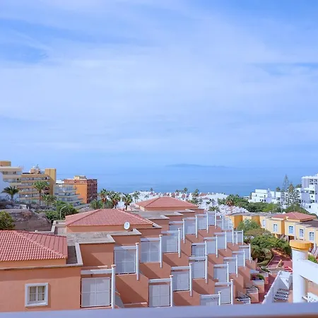 Апартаменти Orlando - Sea View In *