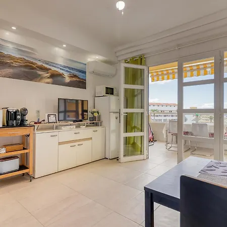 Orlando - Sea View In אדחה